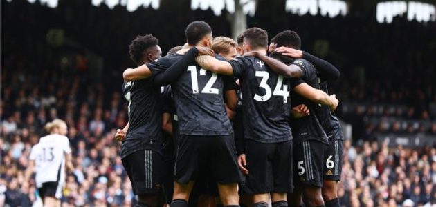 لاعبو آرسنال يثيرون الحيرة بـساعة بعد الفوز على فولهام في الدوري الإنجليزي